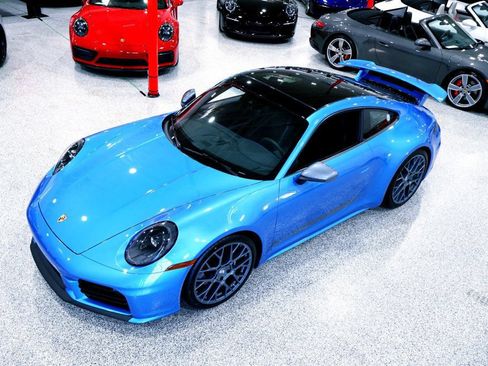 Used 2026 Porsche 911 Carrera T RWD image 6