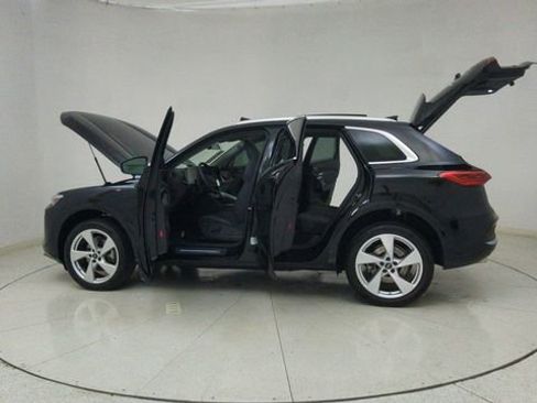 Used 2025 Audi Q5 Premium Plus w/ Premium Plus image 72