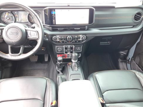 Used 2025 Jeep Wrangler Unlimited Rubicon 392 image 12