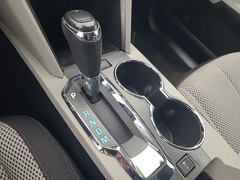 Used 2017 Chevrolet Equinox LT w/ Convenience Package image 21