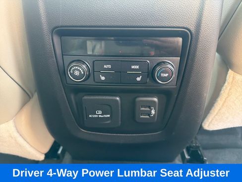 Used 2020 Buick Enclave Premium w/ Sun and Sites Package AWD/4WD image 29