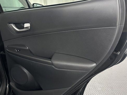 Used 2018 Hyundai Kona Limited image 29