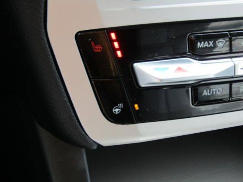 Certified 2021 Ford Explorer XLT w/ Equipment Group 202A AWD/4WD image 28