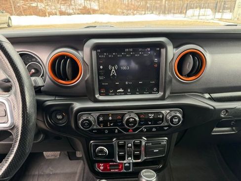 Used 2021 Jeep Gladiator Mojave image 20