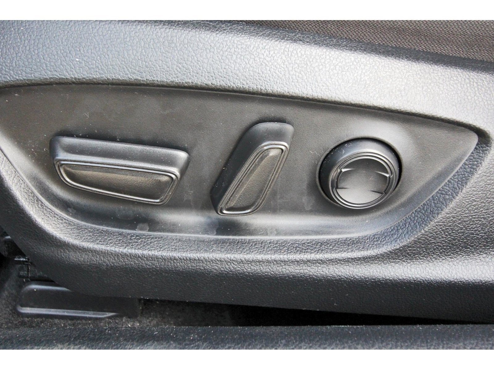 Used 2023 Toyota Camry LE FWD image 31