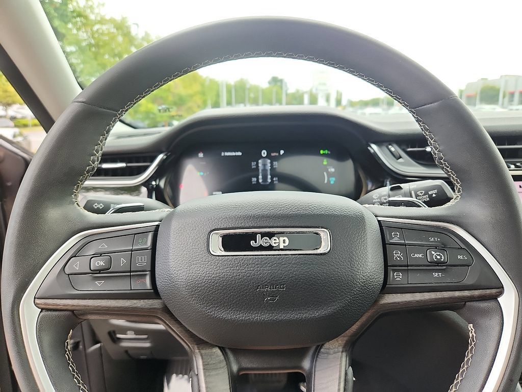 Used 2023 Jeep Grand Cherokee 4WD 4xe image 20