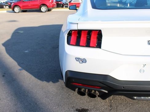 Used 2025 Ford Mustang GT image 38