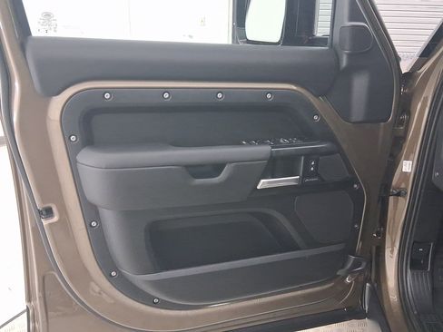 New 2025 Land Rover Defender 110 S image 14