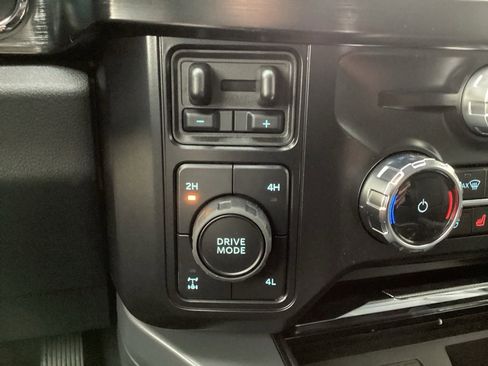 New 2026 Ford F250 Lariat w/ Chrome Package image 57