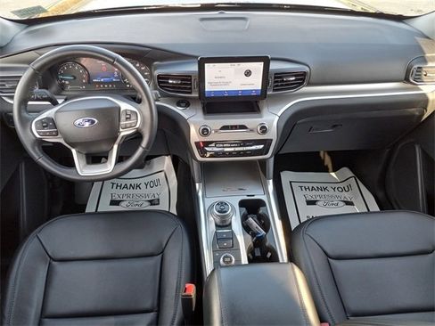 Used 2023 Ford Explorer XLT w/ Equipment Group 202A image 15
