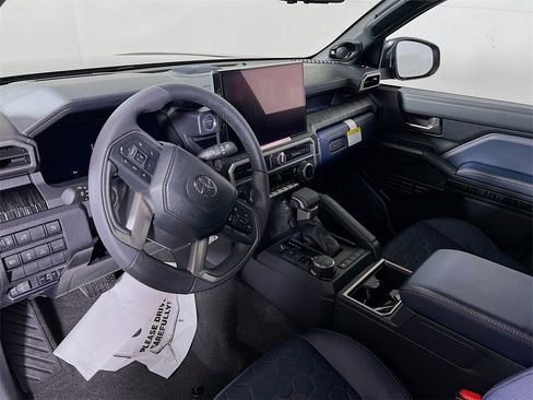 New 2026 Toyota 4Runner Platinum image 10