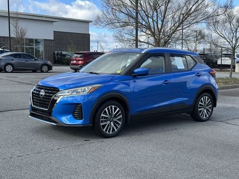 Certified 2024 Nissan Kicks SV FWD image 2