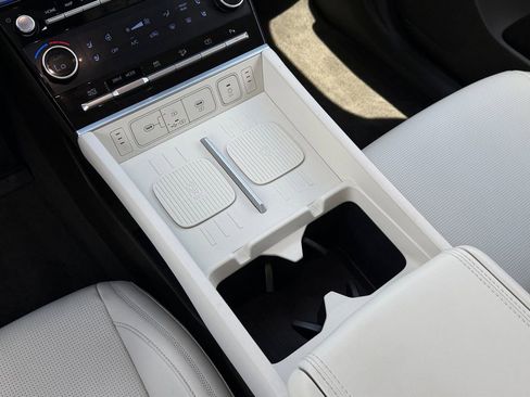 Certified 2025 Hyundai Santa Fe Calligraphy image 17