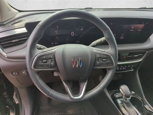 Used 2025 Buick Encore GX Avenir w/ Avenir Technology Package FWD image 23