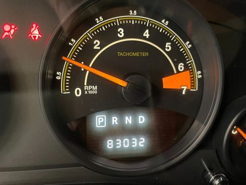 Used 2016 Jeep Patriot Latitude FWD image 10