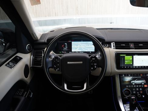 Used 2022 Land Rover Range Rover Sport HSE Dynamic image 13