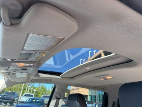 Used 2018 Toyota Tundra Platinum image 13