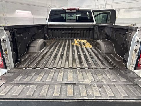 Used 2023 GMC Sierra 3500 Denali AWD/4WD image 45