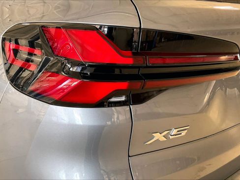 Used 2025 BMW X5 xDrive40i image 26