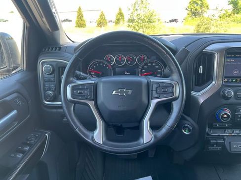 Used 2021 Chevrolet Silverado 1500 RST AWD/4WD image 18