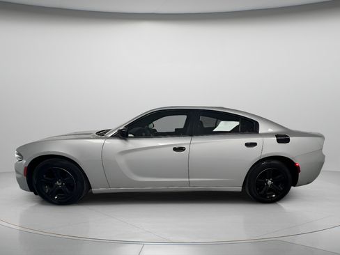 Used 2023 Dodge Charger SXT w/ Cold Weather Package RWD image 5