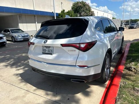 Used 2024 Acura MDX FWD image 3