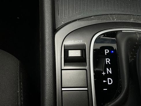 Used 2025 Hyundai Kona SEL image 23