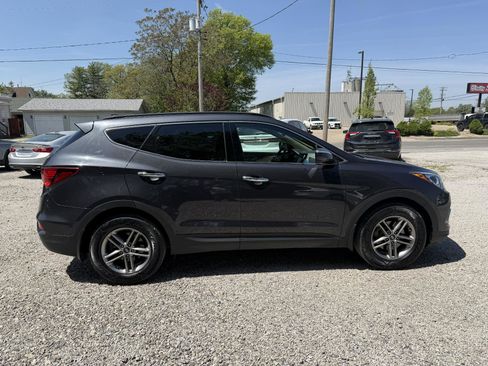 Used 2018 Hyundai Santa Fe Sport w/ 2.4L Value Package 02 FWD image 5