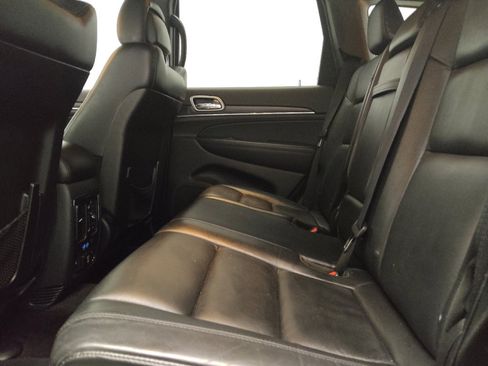 Used 2018 Jeep Grand Cherokee Limited RWD image 18