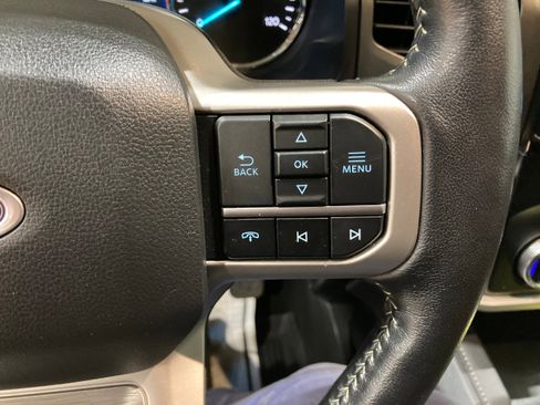 Used 2024 Ford Expedition Max XLT image 29