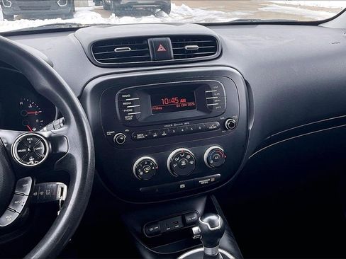 Used 2015 Kia Soul Base image 6