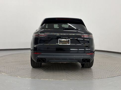 Used 2022 Porsche Cayenne Platinum Edition AWD/4WD image 10