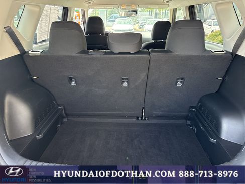 Used 2025 Kia Soul LX w/ LX Technology Package FWD image 13