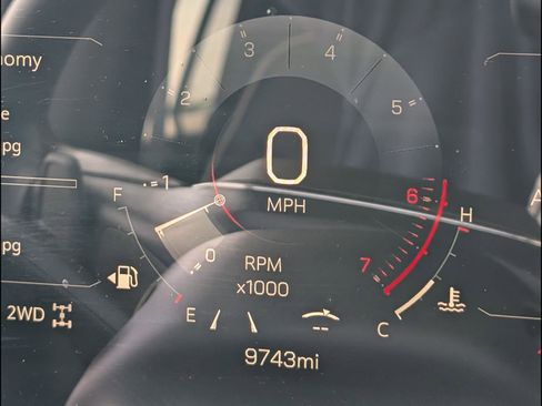 Used 2026 GMC Yukon Elevation image 8