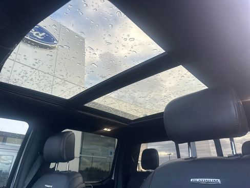 Used 2022 Ford F350 Platinum w/ FX4 Off-Road Package image 21