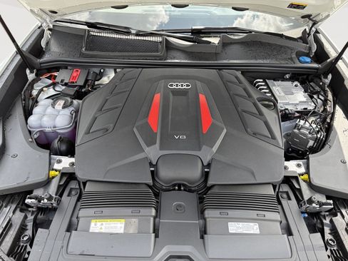 New 2026 Audi SQ8 Premium Plus AWD/4WD image 26