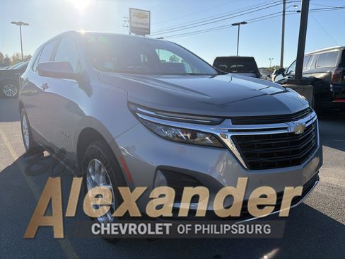 Used 2024 Chevrolet Equinox LT image 1