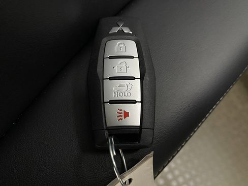 New 2026 Mitsubishi Outlander SE AWD/4WD image 35