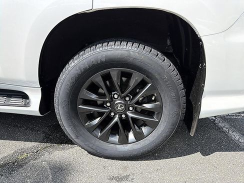 Used 2023 Lexus GX 460 Premium w/ Premium Plus Package AWD/4WD image 10