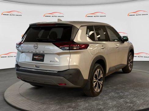 Used 2022 Nissan Rogue SV AWD/4WD image 10