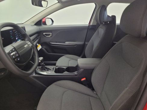 Used 2025 Kia K4 FWD image 17