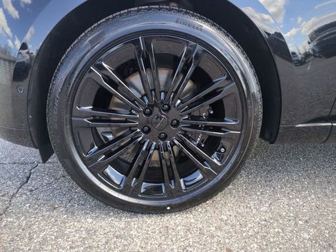 New 2026 Land Rover Range Rover SE image 21