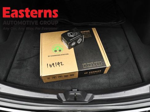 Used 2019 Tesla Model 3 Standard Range Plus image 9