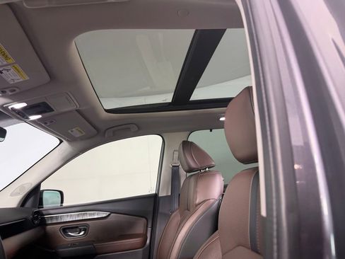 Used 2023 Honda Pilot Elite image 23