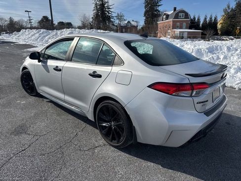 Used 2021 Toyota Corolla SE w/ Carpet Mat Package (TMS) image 5