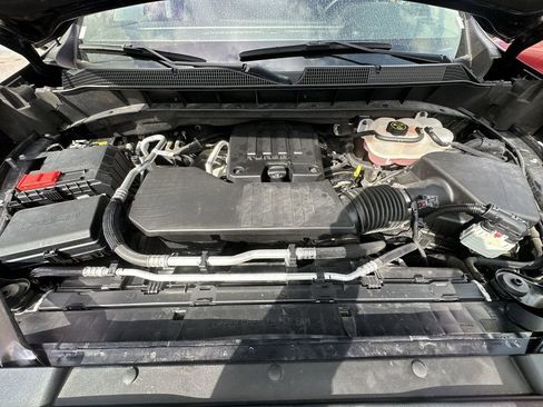 Used 2024 Chevrolet Silverado 1500 LT image 24