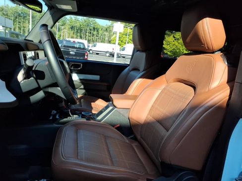 Used 2024 Ford Bronco Heritage Edition AWD/4WD image 14