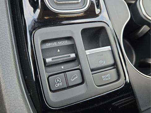 Used 2023 Honda Pilot Elite image 22