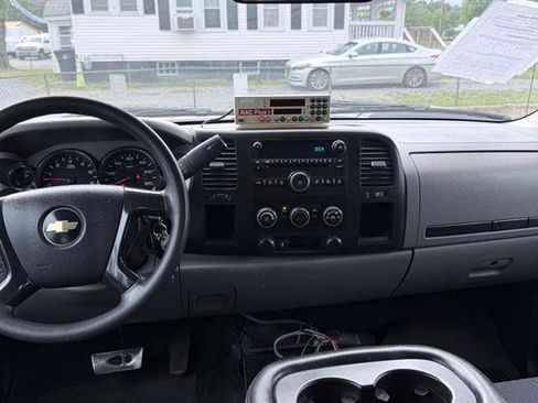 Used 2014 Chevrolet Silverado 3500 W/T RWD image 11