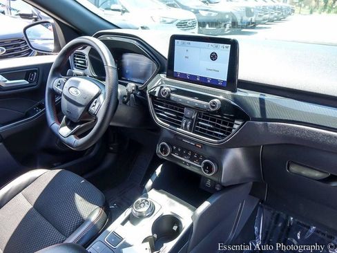 Used 2026 Ford Escape ST-Line AWD/4WD image 25